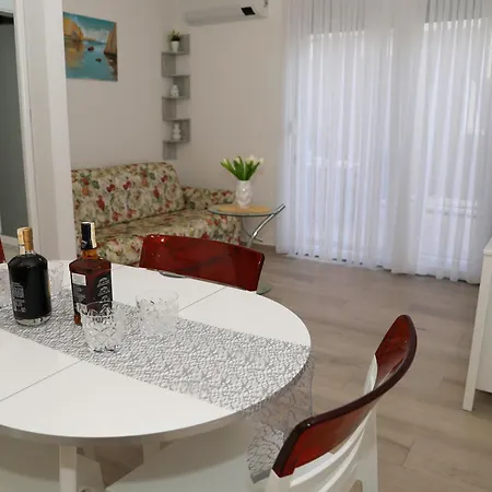 Megi Apartman